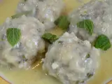 Un plato de 'youvarlakia avgolemono' o albóndigas griegas.