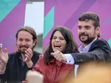 Archivo - Pablo Iglesias e Isa Serra en un acto de Unidas Podemos en Alcorcón, Madrid