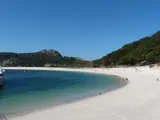 Playa de Rodas en las Islas C&iacute;es, Vigo (Galicia).