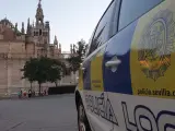 Archivo - Coche de la Policía Local de Sevilla