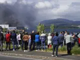 Incendio en la nave de Jealsa Rianxeira en Boiro