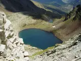 La Monta&ntilde;a palentina cuenta con espacios protegidos como el Parque Natural de las Fuentes Carrionas, con numerosas rutas de senderismo y con pueblos de lo m&aacute;s pintoresco. Sus cumbres se alzan majestuosas. (Foto: Wikipedia/Goldonak)