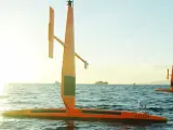 Los saildrones son similares a los kayak y cuentan con unos pontones de 7 metros de largo.