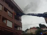 Un afectado leve por inhalar humo en el incendio de la cocina de una vivienda en Luanco (Gozón)
