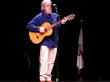El cantautor Míchel García estrena la canción 'Logroño 1521' sobre un poema de Julio Arnaiz