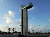 Ayuntamiento y Carreteras acuerdan readecuar la rotonda de la Torre Miramar y dar uso a este espacio