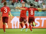Varios jugadores de Suiza celebran un gol ante Turquía.