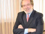 Antonio Carbonell cesa como presidente de Caixa Ontinyent tras ocho años en el cargo y 21 en la entidad