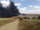 Extinguido el incendio en la planta de reciclaje de Almonacid del Marquesado (Cuenca)