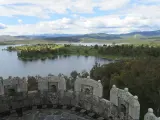 Embalse de Gabriel y Gal&aacute;n desde la torre del castillo de Granadilla, en C&aacute;ceres.