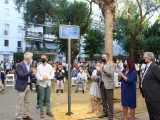 Inaugurada una zona verde en Triana con el nombre Jardines Periodista Valentín García, creador del #Yomecuro