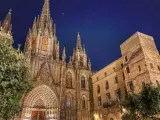 La majestuosa Catedral y su claustro gótico es otra de las visitas obligadas en Barcelona.