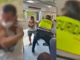 Un pasajero sin billete agrede a dos vigilantes de seguridad en la estación de Rodalies Renfe de Mollet, en Barcelona.