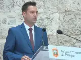 El alcalde de Burgos destaca los "avances" de la ciudad con la gestión socialista y compromete esfuerzos con Gamonal