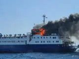 Incendiado un barco de transporte de ganado sin cargar en el Puerto de Tarragona