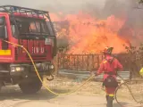 Continúa sin control el incendio de Navalacruz con 10.000 hectáreas afectadas y cuatro localidades evacuadas