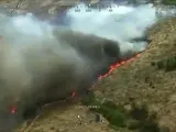 La Guardia Civil desaloja las viviendas más cercanas al incendio de Batres