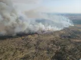 El incendio en Alburquerque (Badajoz) continúa activo y con el nivel 1 de peligrosidad