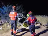 Fallece el conductor de un turismo al volcar en la carretera N-232, a la altura de Alcañiz (Teruel)