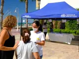 Cvirus.- Rincón desarrolla campaña de sensibilización sobre limpieza y desinfección contra COVID en las playas