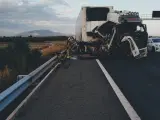 Fallece un hombre en un accidente de tráfico entre dos camiones en Totana
