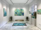 La pintora zaragozana Marta Bernad expone su obra 'Paradise', en Estepona (Málaga)