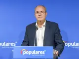 Monago afea a Vara que esté "callado" ante Sánchez por "un carguito" en el PSOE mientras no hay partidas para regadíos