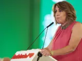 Susana Díaz acude "como una más" al Congreso y admite que el de 2017 fue "difícil" y "enfrentó mucho" al partido