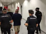 Sucesos.- Detenido un grupo organizado especializado en hurtos en el Aeropuerto de Alicante-Elche
