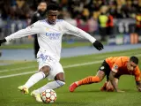 Vinícius, ante el Shakhtar.