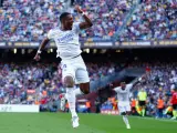 Alaba celebra su gol al Barça.