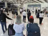 La Comunidad pide a Marlaska refuerzos en el control de pasaportes en el aeropuerto de Barajas
