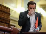 El ministro de Consumo, Alberto Garz&oacute;n, durante el pleno del Congreso de los Diputados este mi&eacute;rcoles en Madrid.