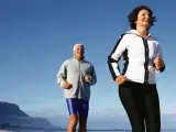 Imagen de recurso de dos personas mayores corriendo.