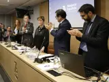 Consejeros del CGAE ovacionando a Victoria Ortega tras su reelecci&oacute;n, en 2020