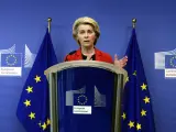 La presidenta de la Comisión Europea, Ursula von der Leyen, pronuncia una declaración sobre Ucrania en la sede de la UE en Bruselas.24/01/2022