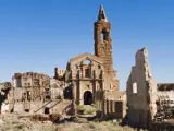 Así es la Iglesia de San Martín de Tours en Belchite