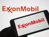 01 May 2020, Paraguay, Asunción: A general view of the international oil and gas company "ExxonMobil" displayed on a smartphone screen. Photo: Andre M. Chang/ZUMA Wire/dpa (Foto de ARCHIVO) 01/5/2020 ONLY FOR USE IN SPAIN