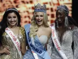 La representante de Polonia, Karolina Bielawska, ganó este miércoles la corona de Miss Mundo 2021, en una gala celebrada en Puerto Rico, en la que no triunfó ninguna candidata latina y que estuvo rodeada de cierta controversia.