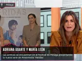 Nuria Roca, en su entrevista a Adriana Ugarte y María León.