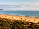 Islas Chafarinas desde la costa de Marruecos.