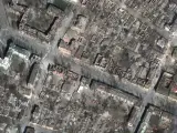 Imagen de sat&eacute;lite que muestra la devastaci&oacute;n en Mari&uacute;pol, tras varias semanas bajo los bombardeos rusos.