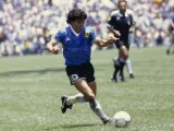 Subastarán la camiseta de Maradona que usó contra Inglaterra en una cifra millonaria