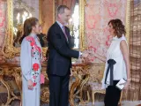 Los reyes Felipe VI y Letizia reciben a Paz Padilla en el Palacio Real.