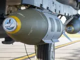 Las bombas cuentan con el kit de orientación JDAM de Boeing.