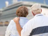 Pareja de jubilados en un crucero.