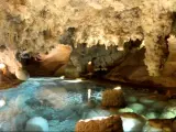 Así es la 'Gruta de las Maravillas', los lagos subterráneos bajo el castillo de Aracena