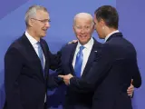 Biden, con Stoltenberg y Sánchez, en la jornada inaugural de la cumbre Atlántica