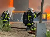 Incendio en una chatarrería de San Fernando de Henares.