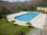 Una piscina comunitaria.